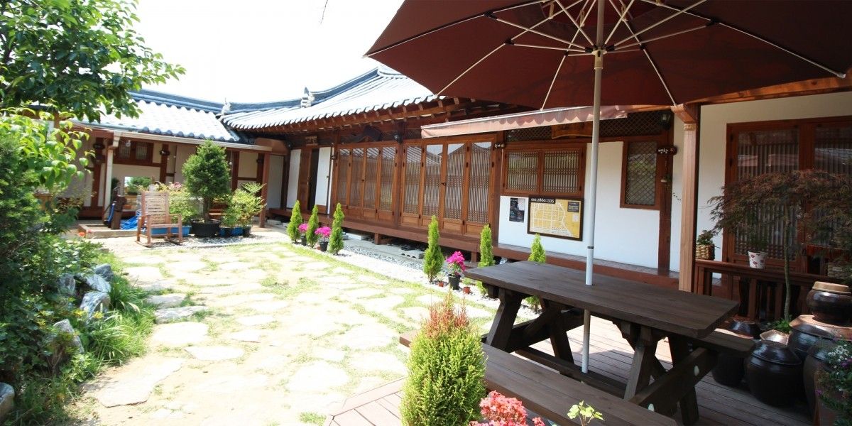 شرفة مرصوفة صورة