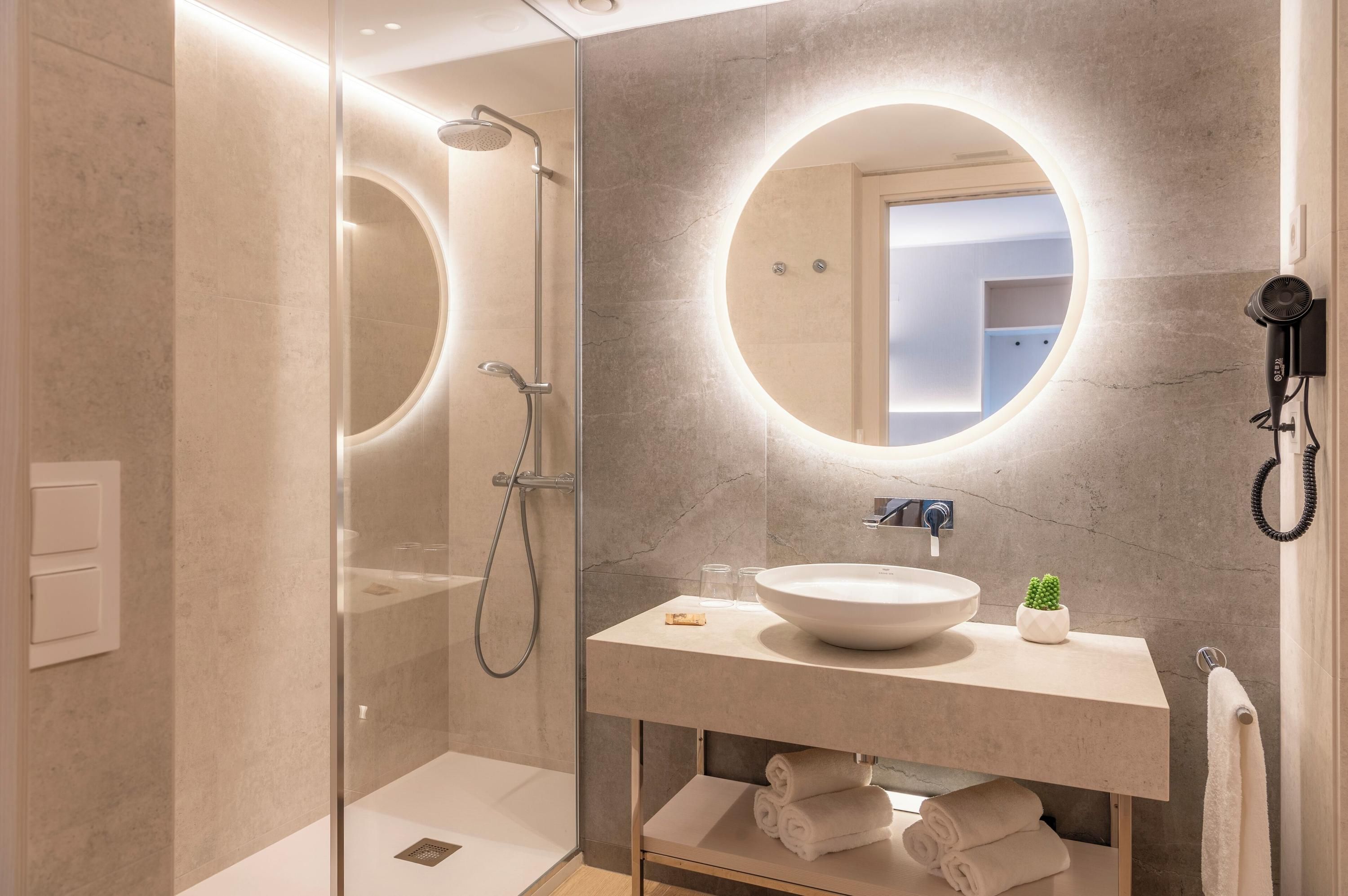 آخر صورة