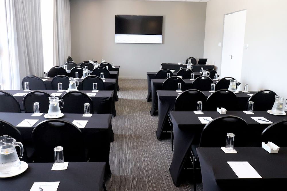 غرفة الاجتماعات