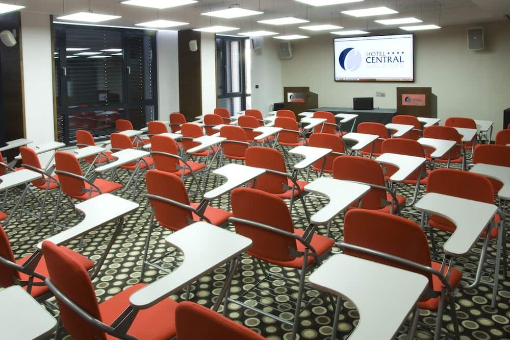 غرفة الاجتماعات