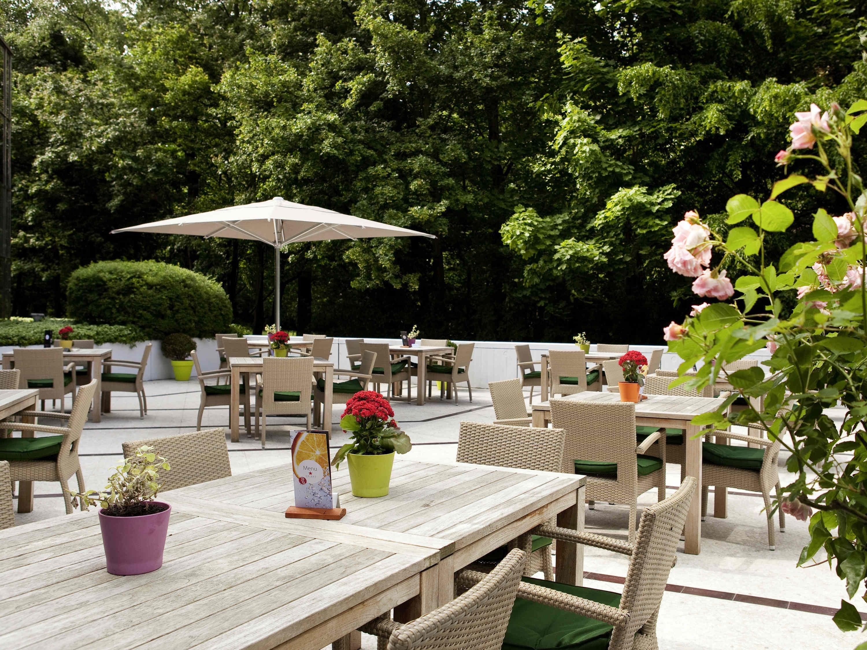 شرفة مرصوفة