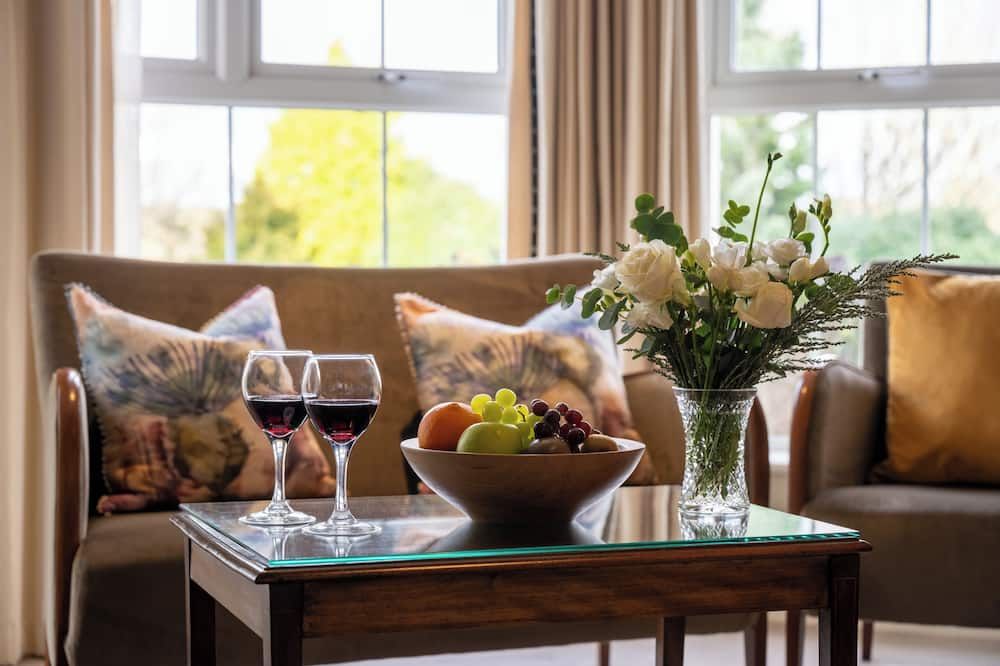 آخر