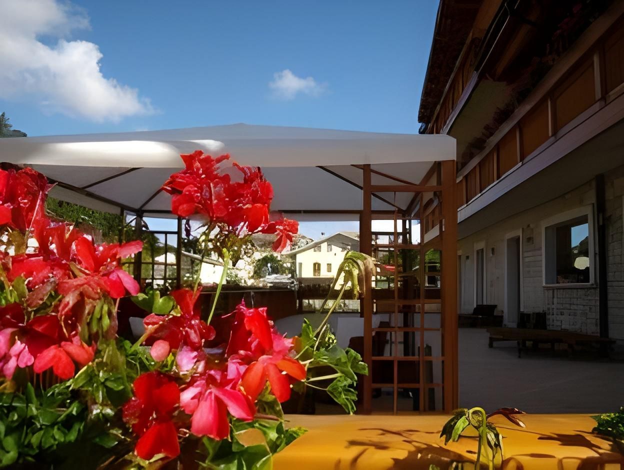 شرفة مرصوفة