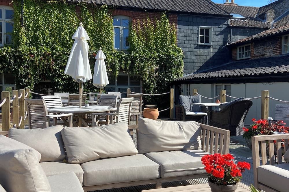 شرفة مرصوفة صورة