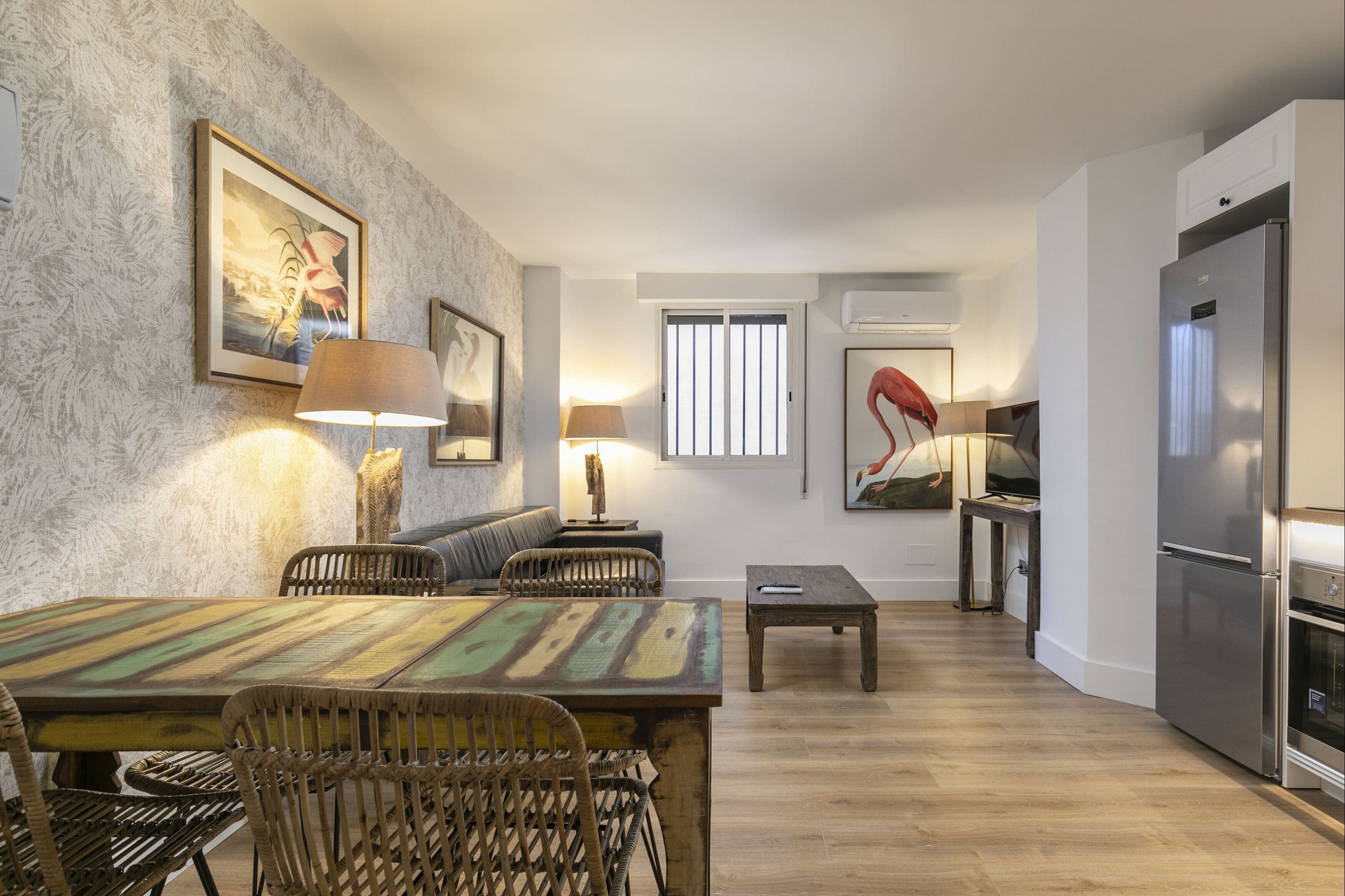 آخر