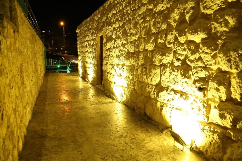 مدخل