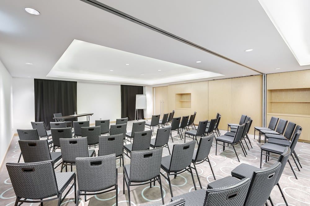 غرفة الاجتماعات