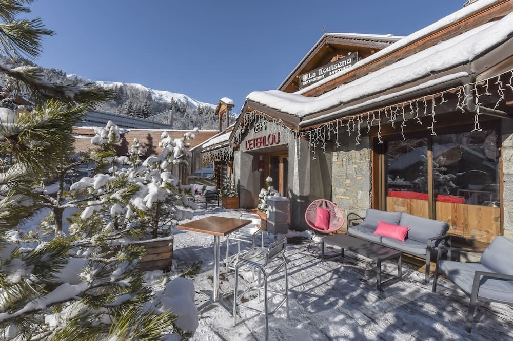 شرفة مرصوفة