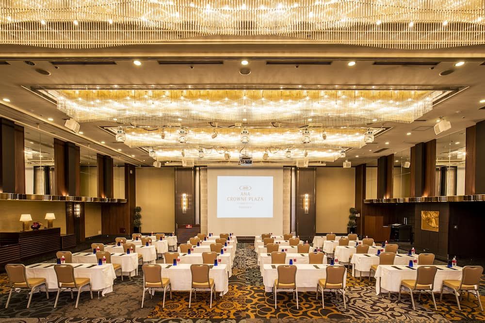 غرفة الاجتماعات