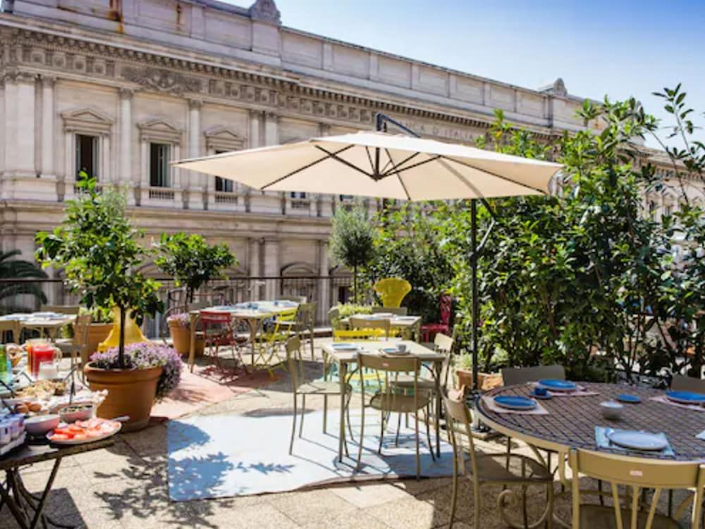 شرفة مرصوفة