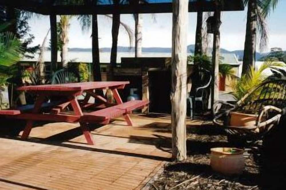 شرفة مرصوفة