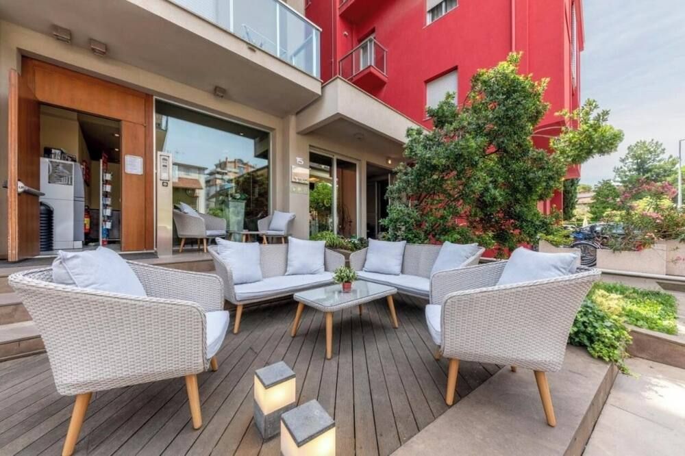 شرفة مرصوفة صورة