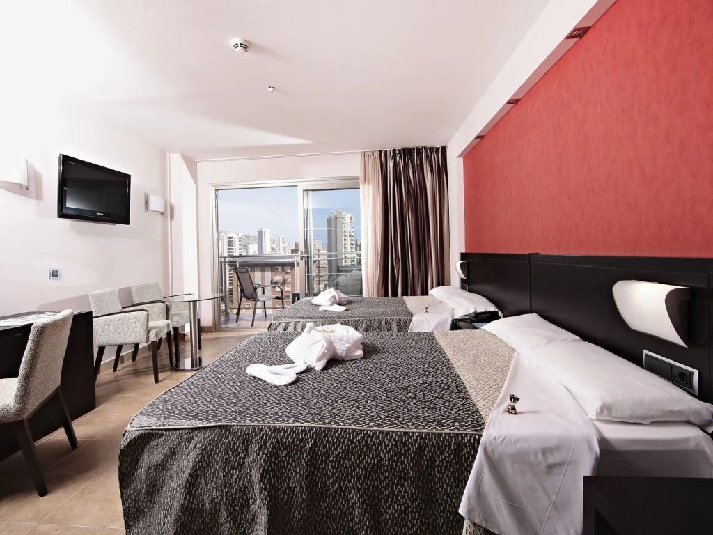 آخر