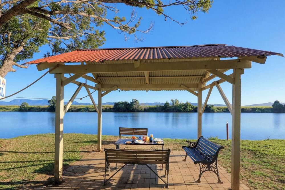 شرفة مرصوفة صورة