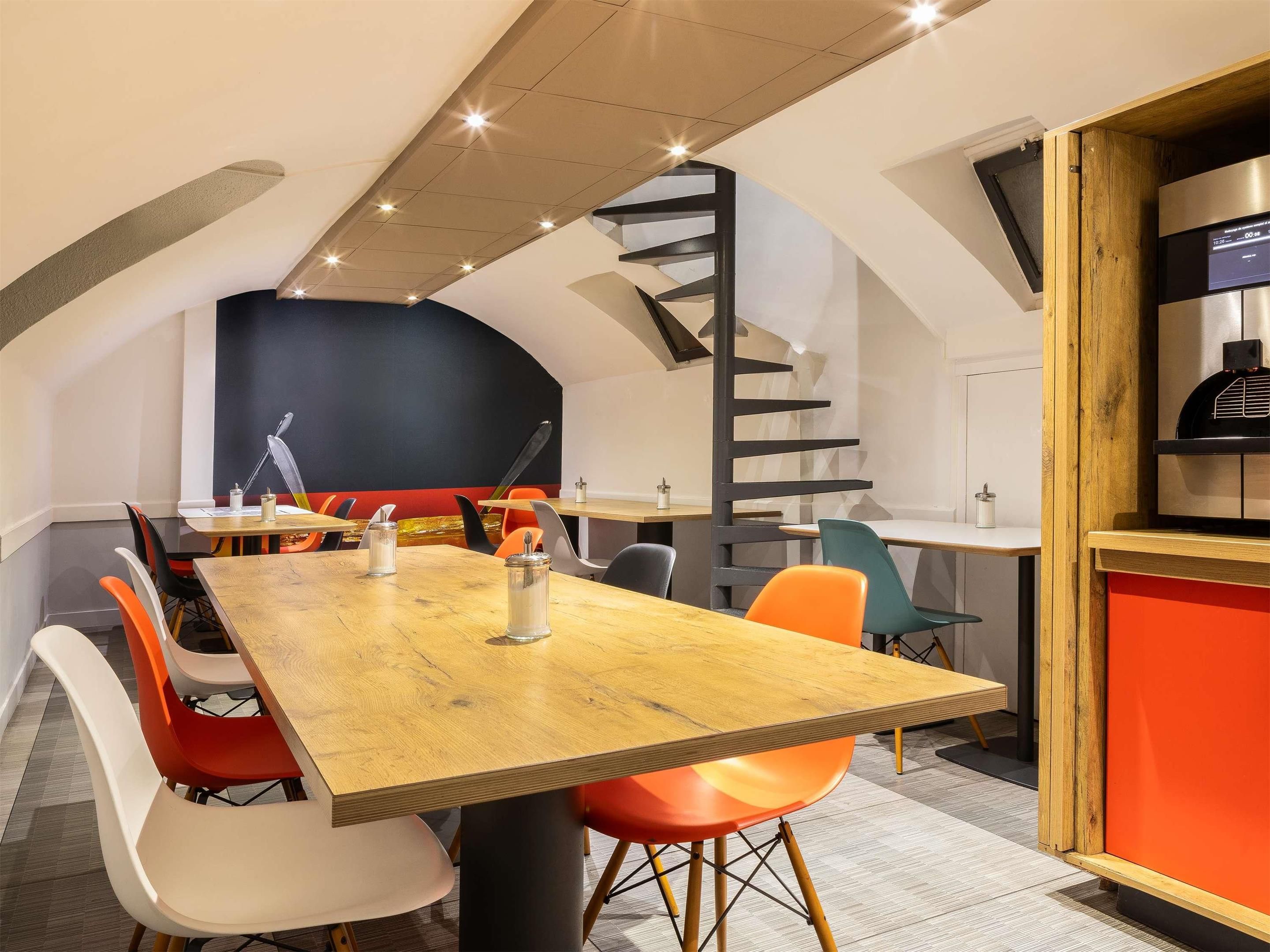 غرفة الاجتماعات