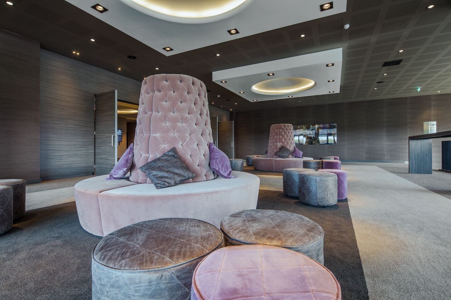 غرفة الاجتماعات