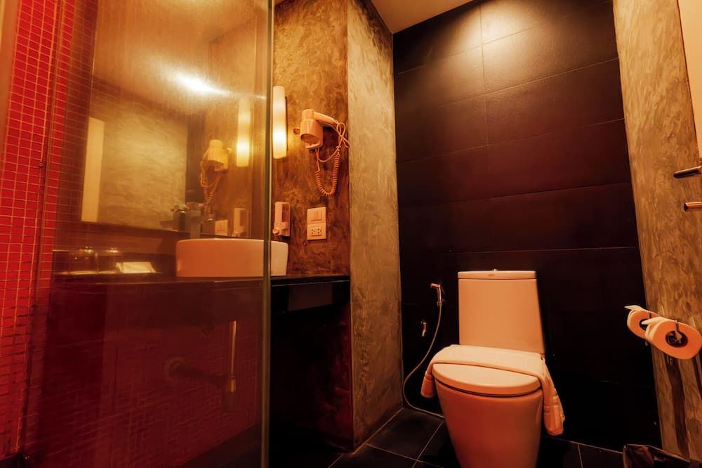 آخر