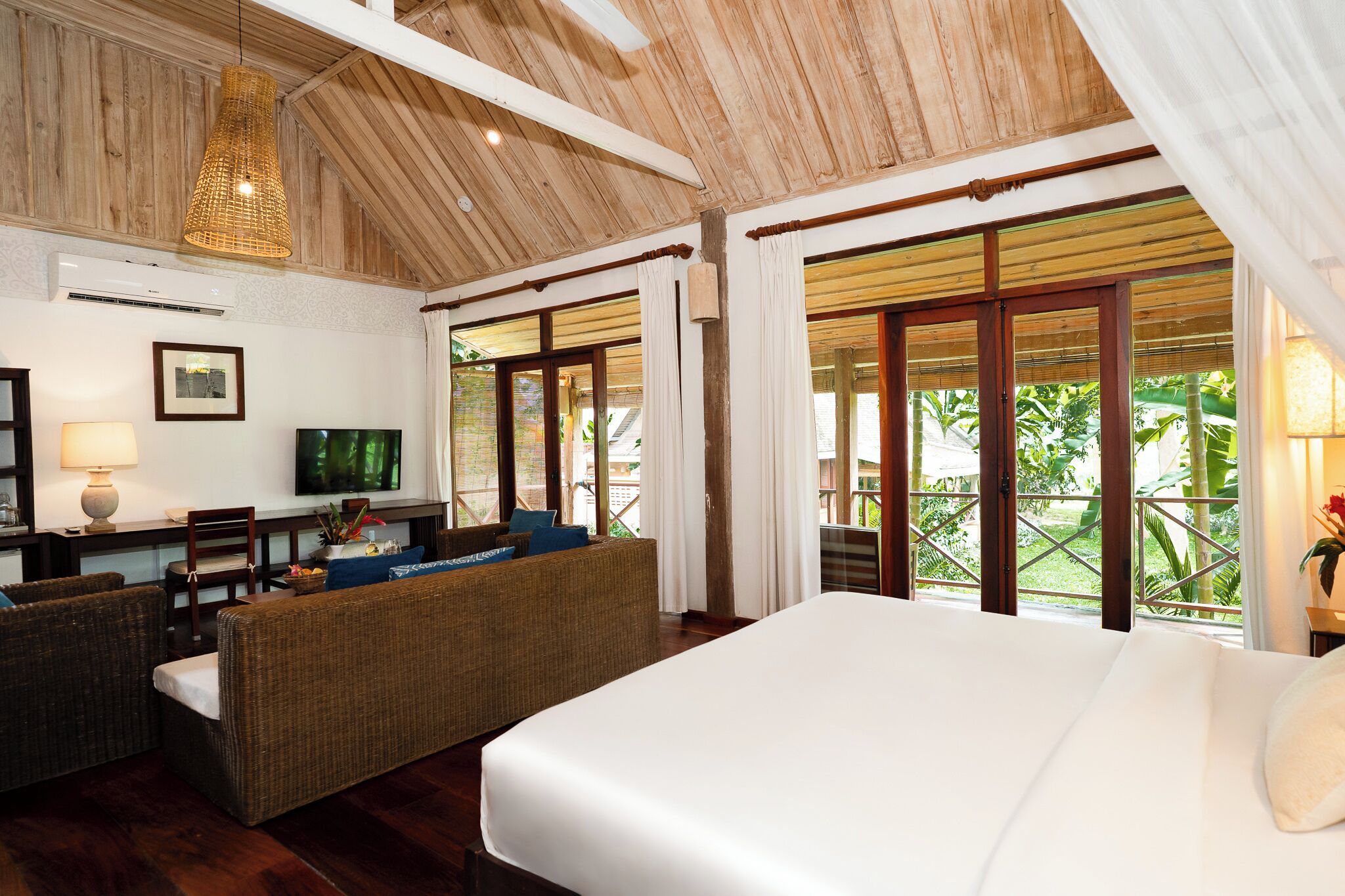 آخر