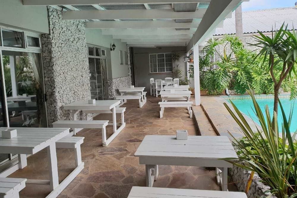 شرفة مرصوفة