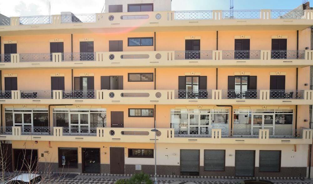 مبنى