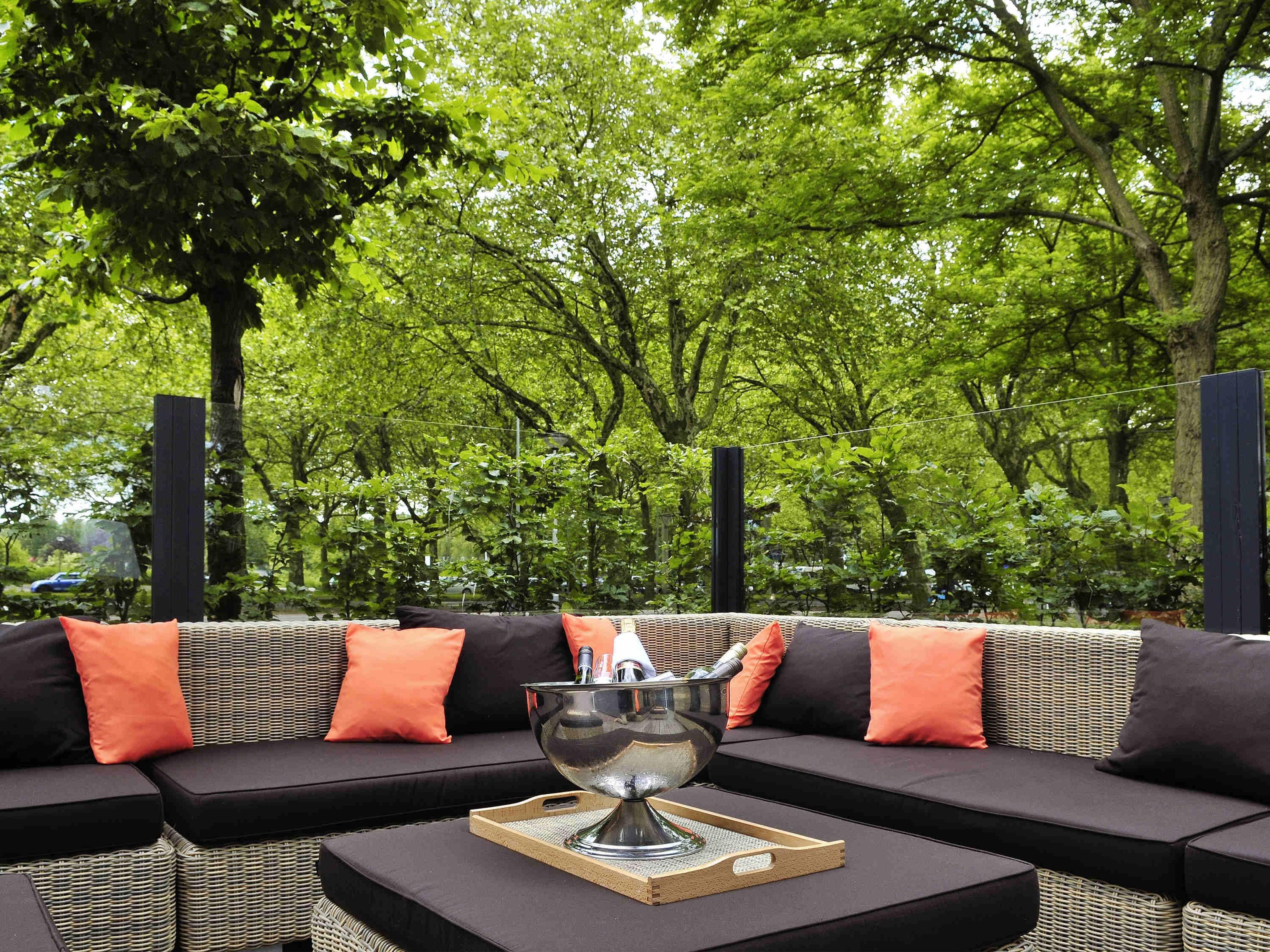 شرفة مرصوفة