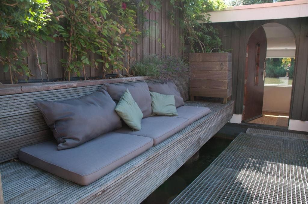 شرفة مرصوفة