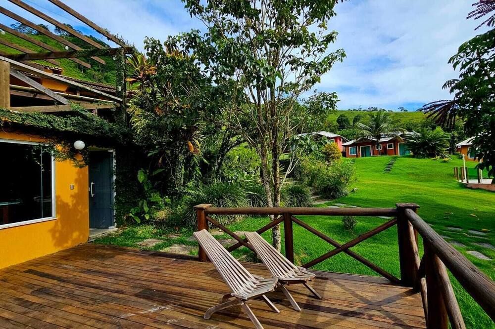 شرفة مرصوفة