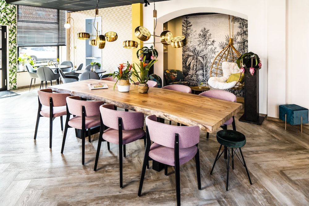 غرفة طعام صورة