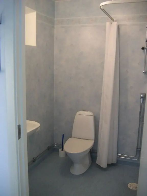 آخر