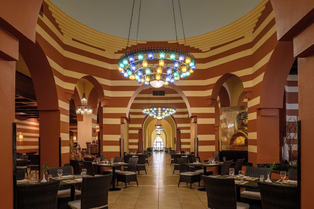 مطعم