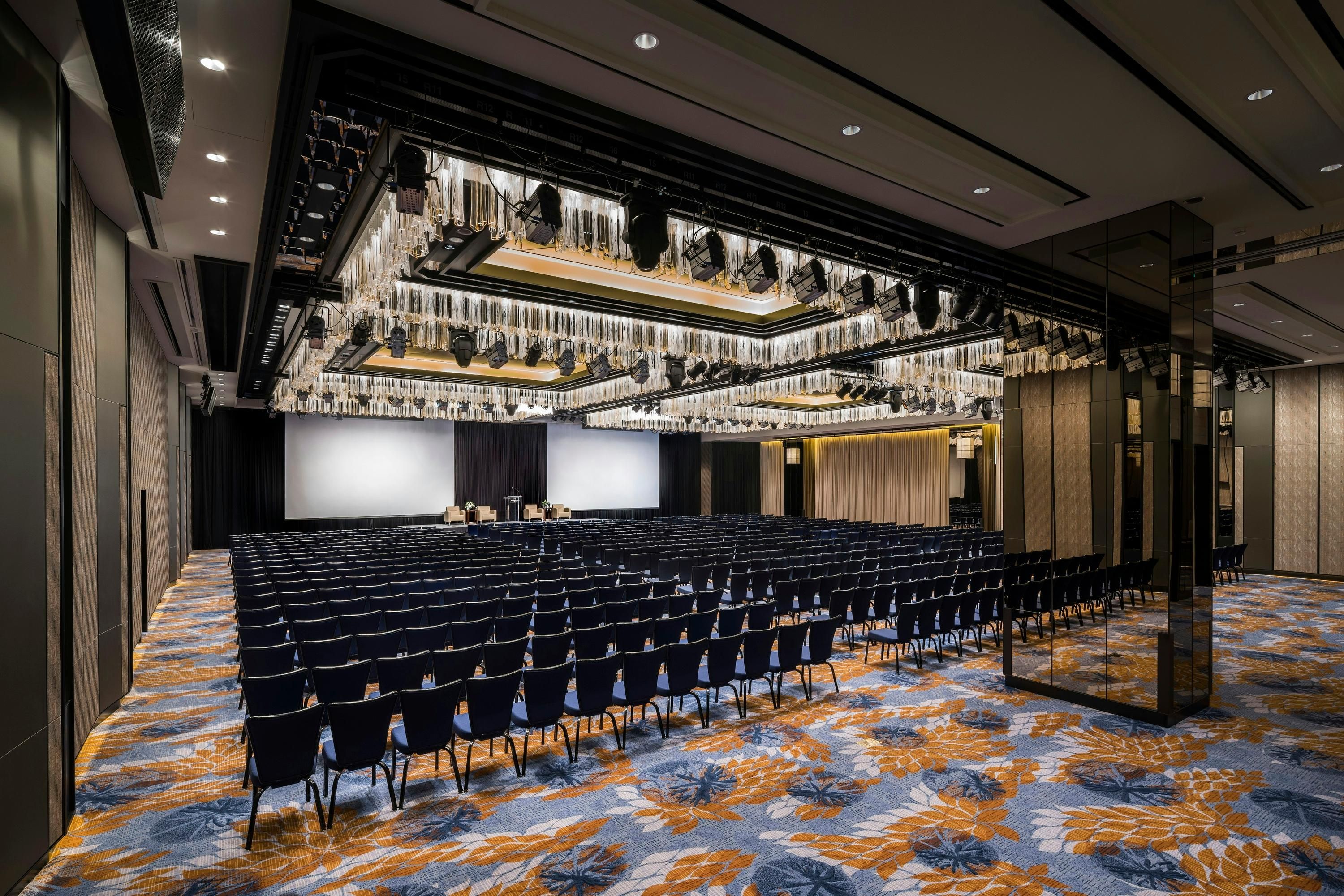 غرفة الاجتماعات