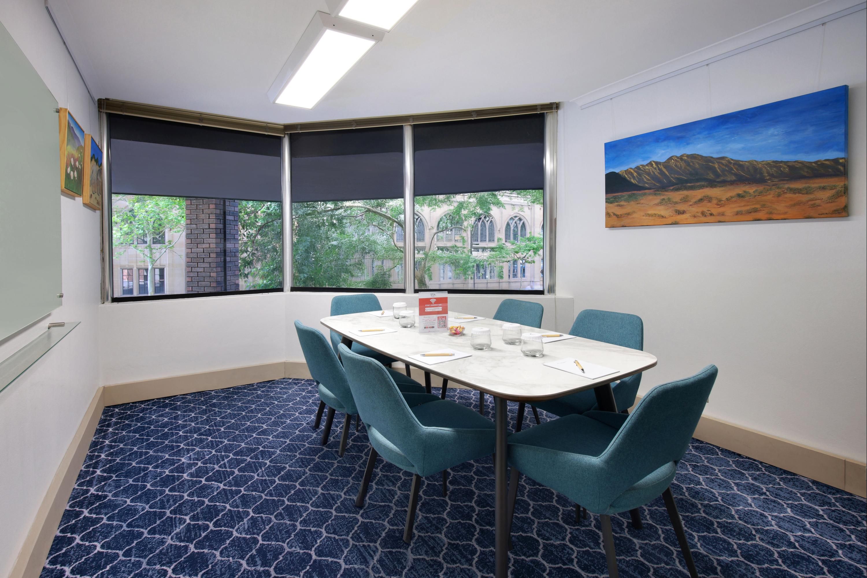 غرفة الاجتماعات