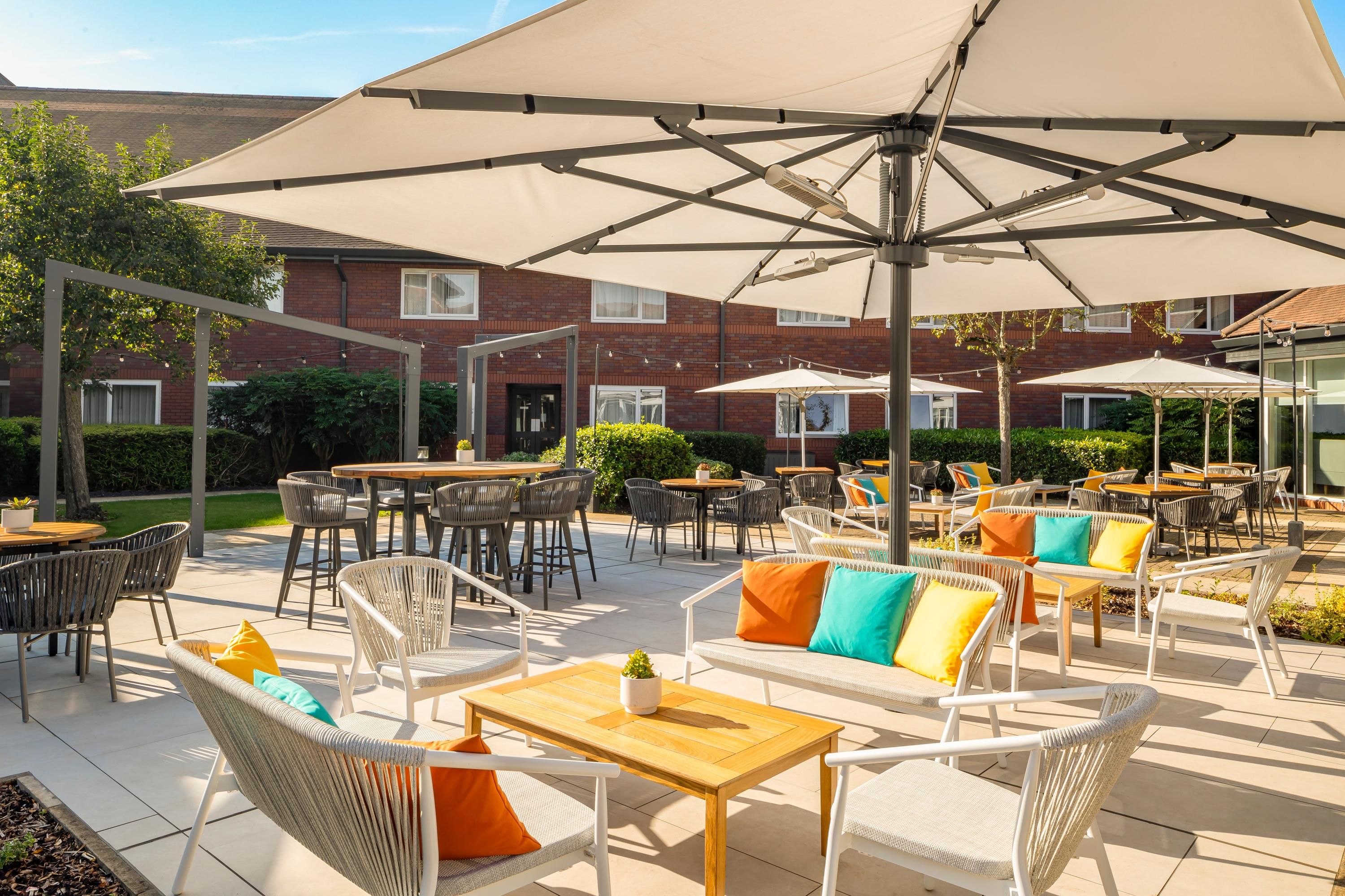 شرفة مرصوفة