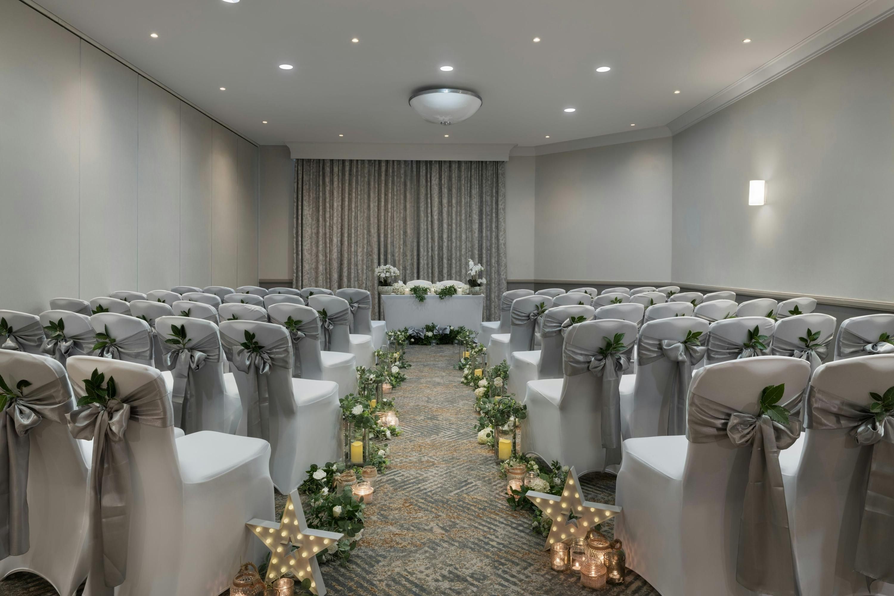 غرفة الاجتماعات