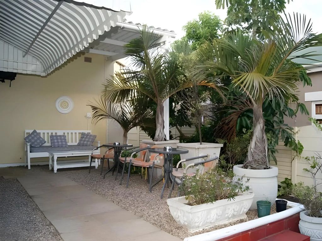 شرفة مرصوفة صورة