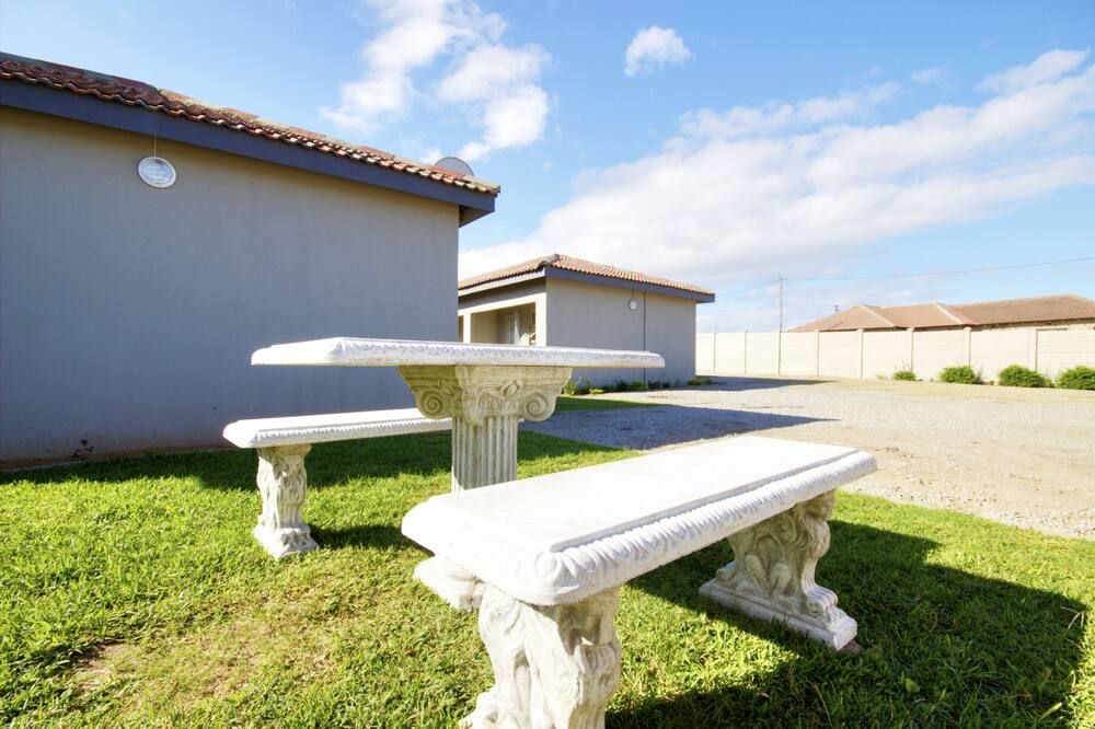 شرفة مرصوفة صورة