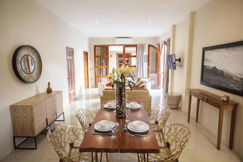 غرفة طعام صورة