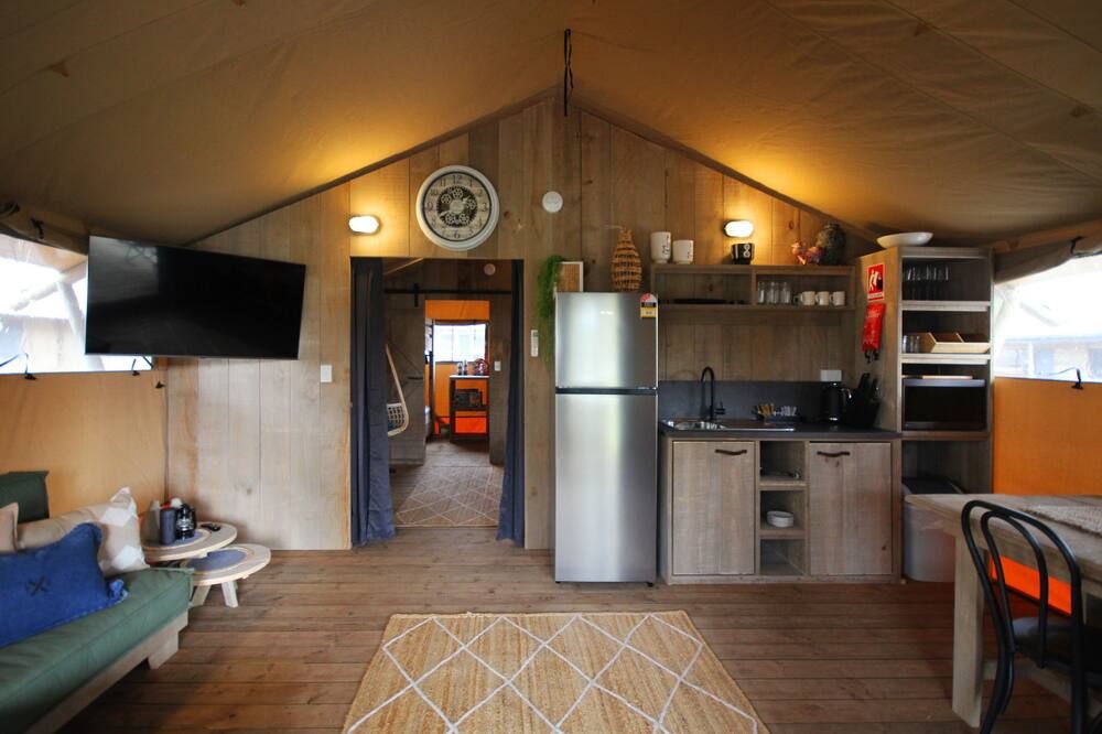 آخر