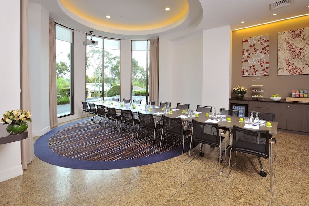 غرفة الاجتماعات