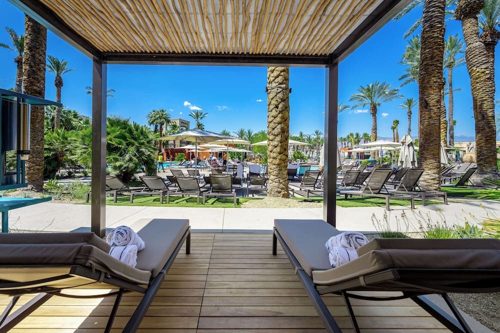 شرفة مرصوفة صورة