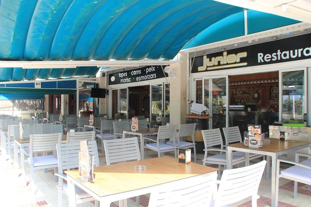 مطعم