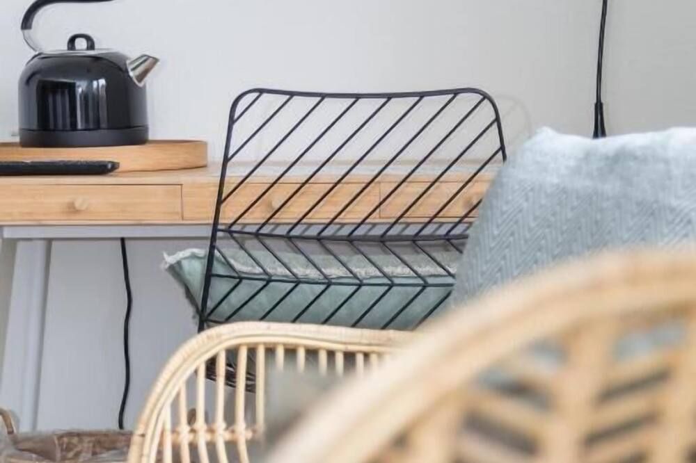 آخر