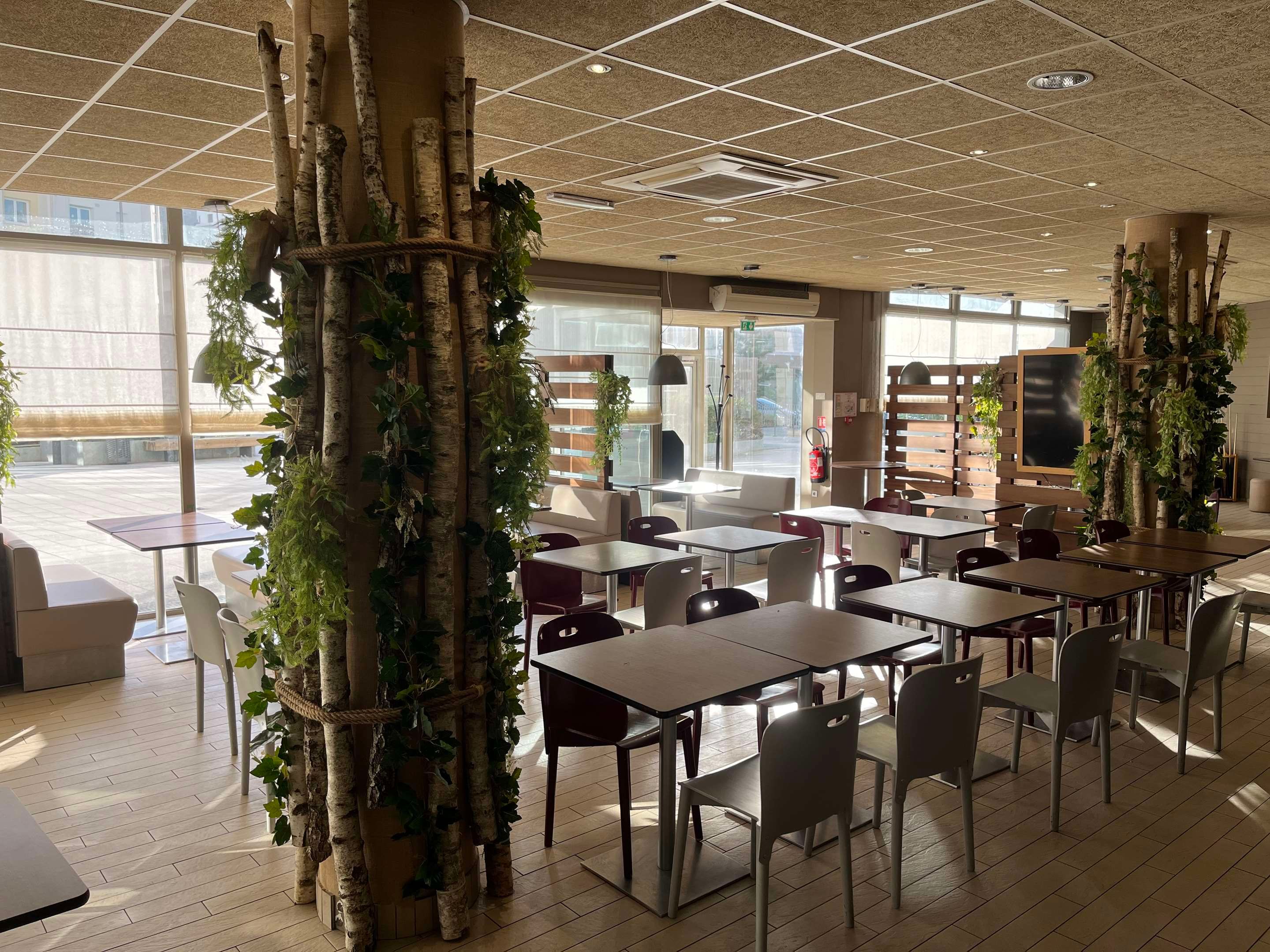 مطعم