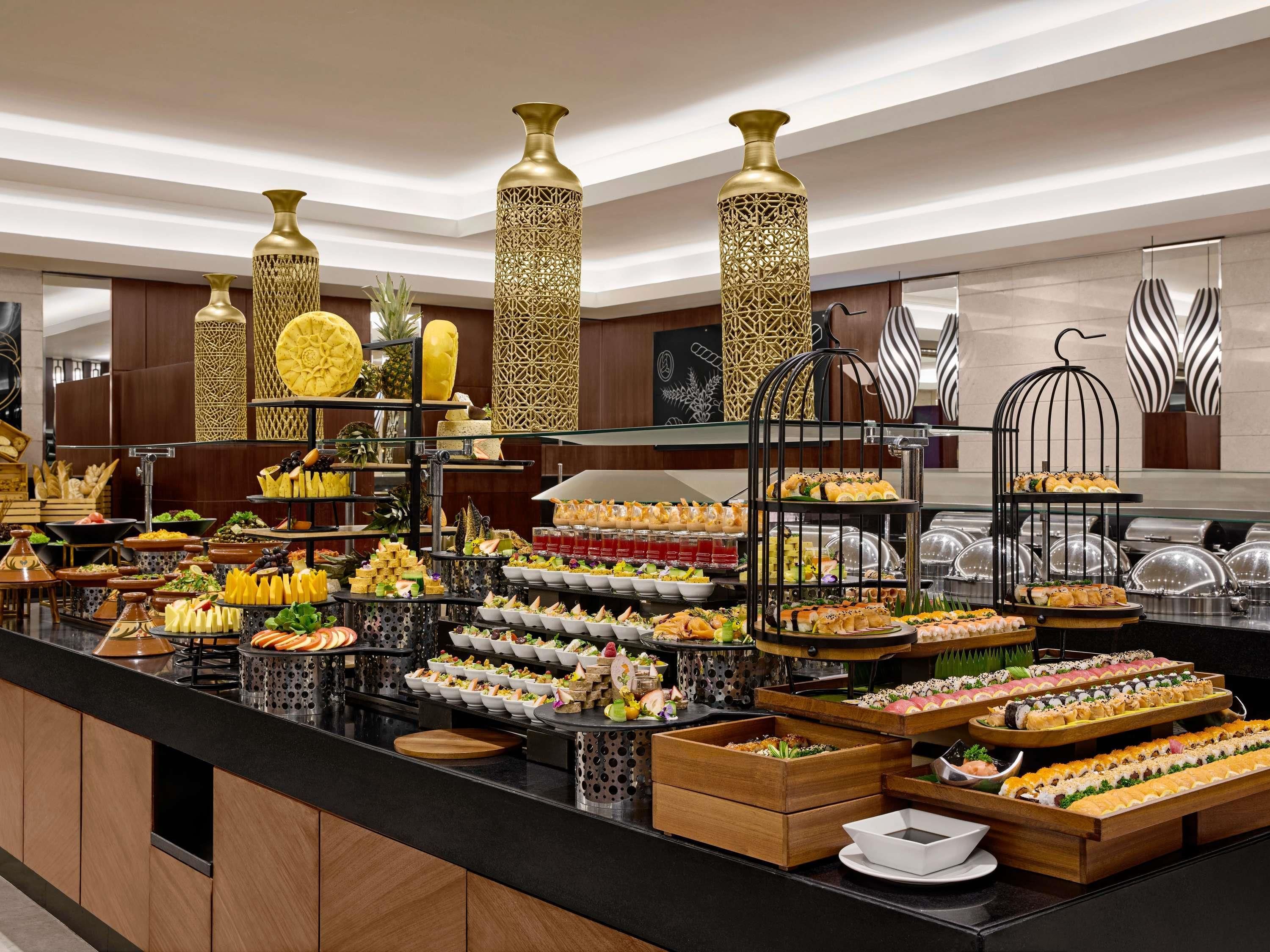 مطعم