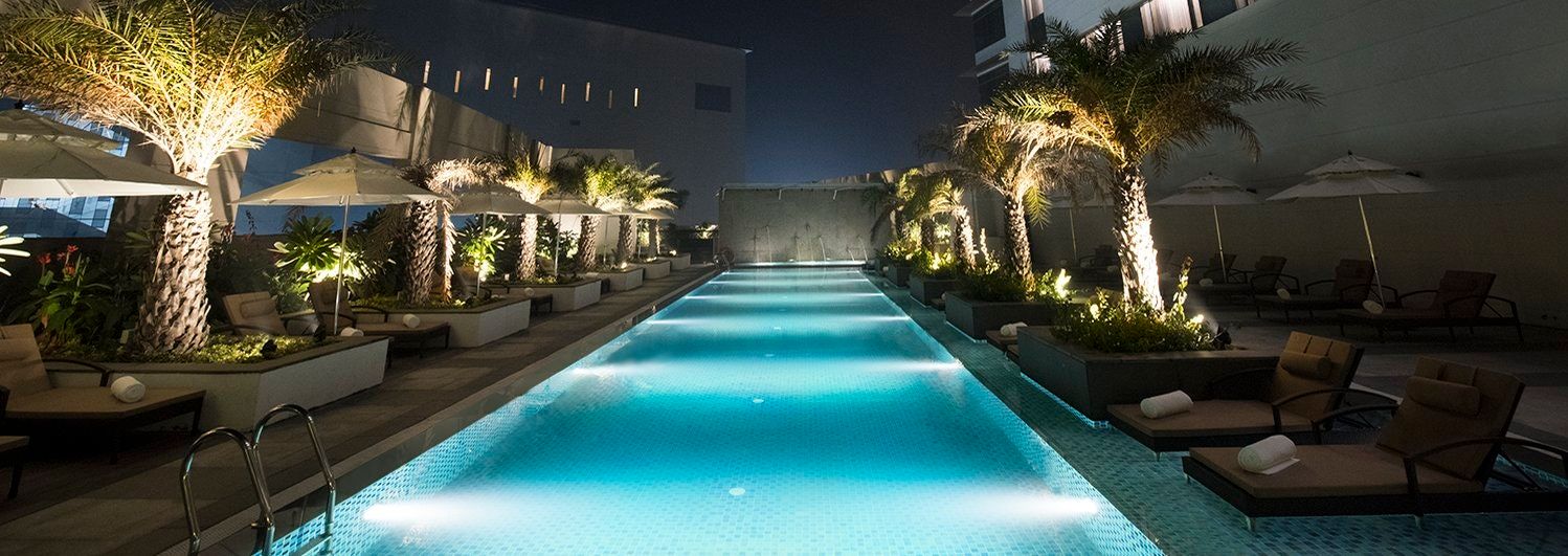 حوض السباحة صورة