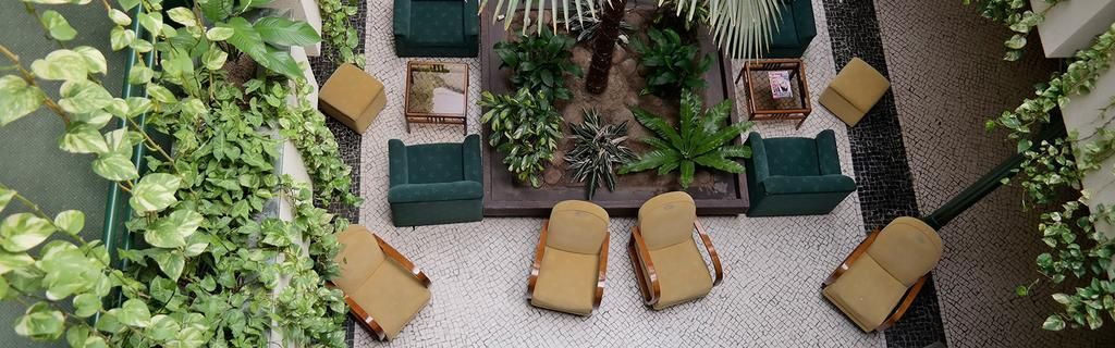 شرفة مرصوفة