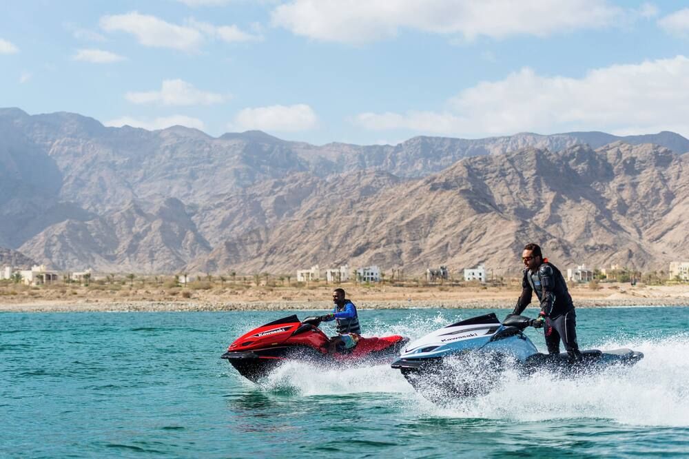 آخر