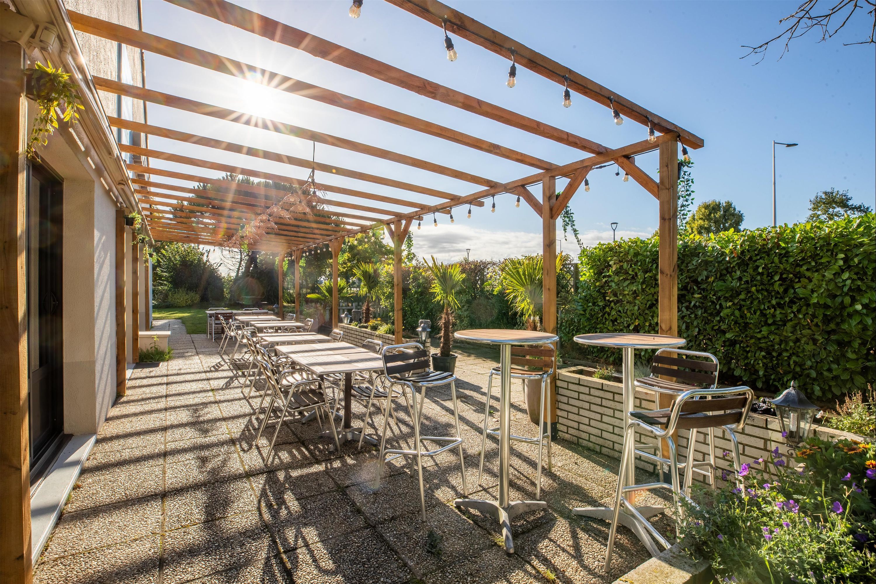 شرفة مرصوفة