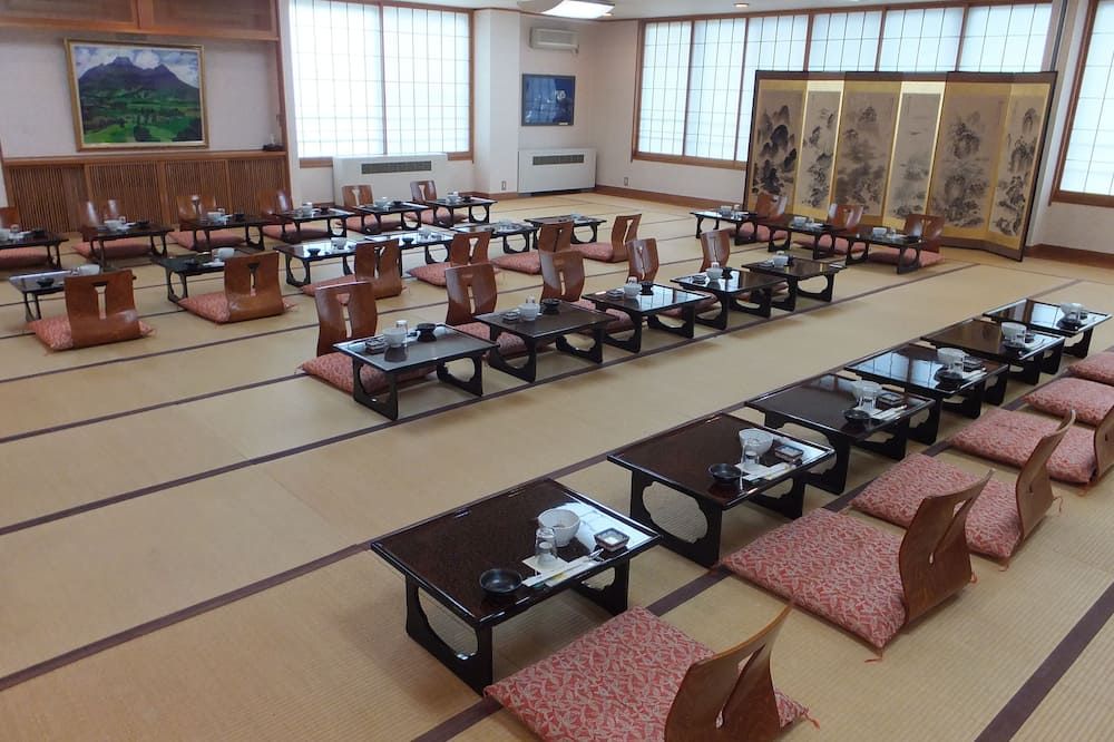 غرفة الاجتماعات