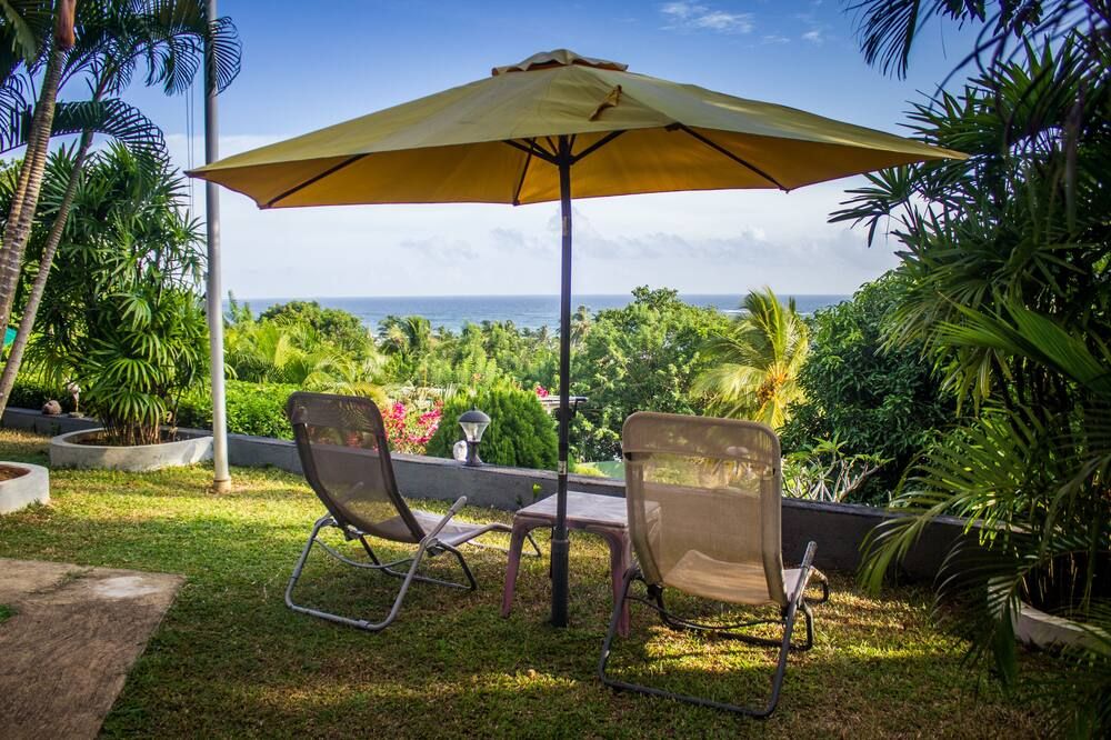 شرفة مرصوفة